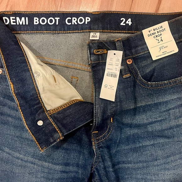 JCrew 9” Billie Demi Boot Crop Jeans, 24 - Picture 3 of 5